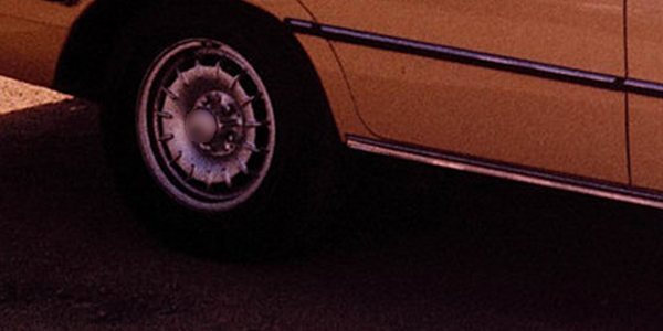 På midten av 70-tallet fantes det en luksusbil med disse flotte felgene. Vet du hvilken?